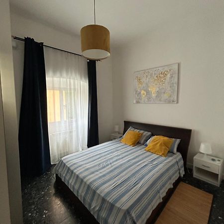 Appartamento Confortevole Génova Exterior foto