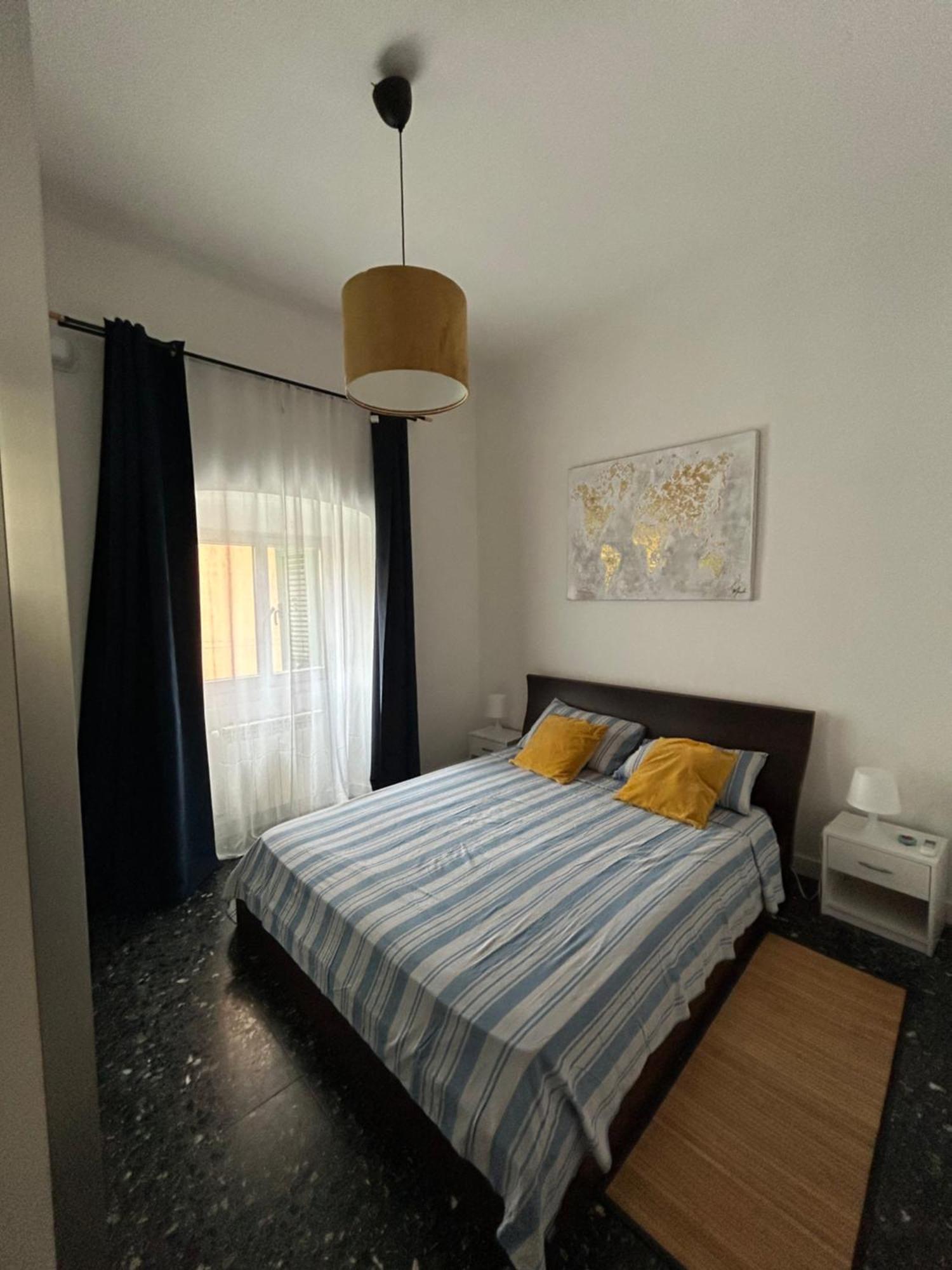 Appartamento Confortevole Génova Exterior foto